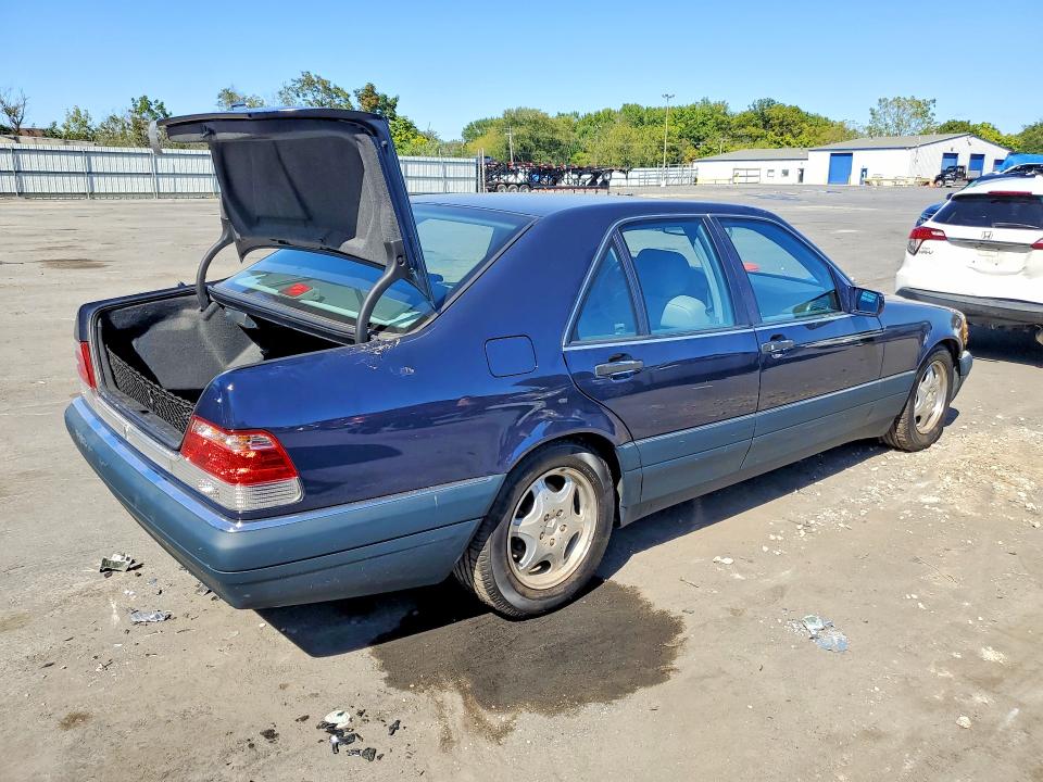 Auction sale of the 1997 Mercedes-benz S, vin: WDBGA32G1VA352138        , lot number: 68170196