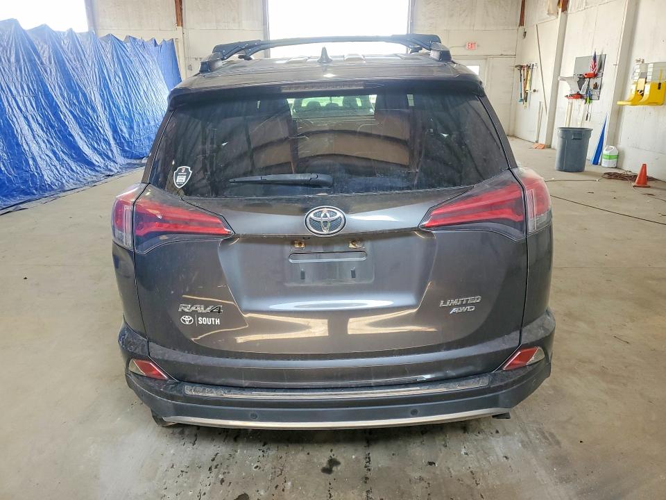 Продажа на аукционе авто 2017 Toyota Rav4, vin: JTMDFREV5HJ168523, номер лота: 69737736