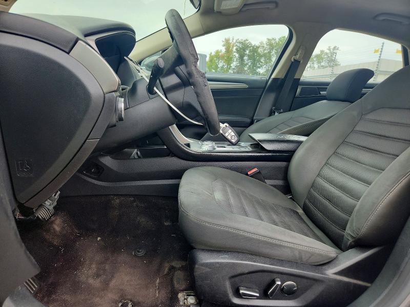 Auction sale of the 2017 Ford Fusion, vin: 3FA6P0H70HR226323        , lot number: 69132296