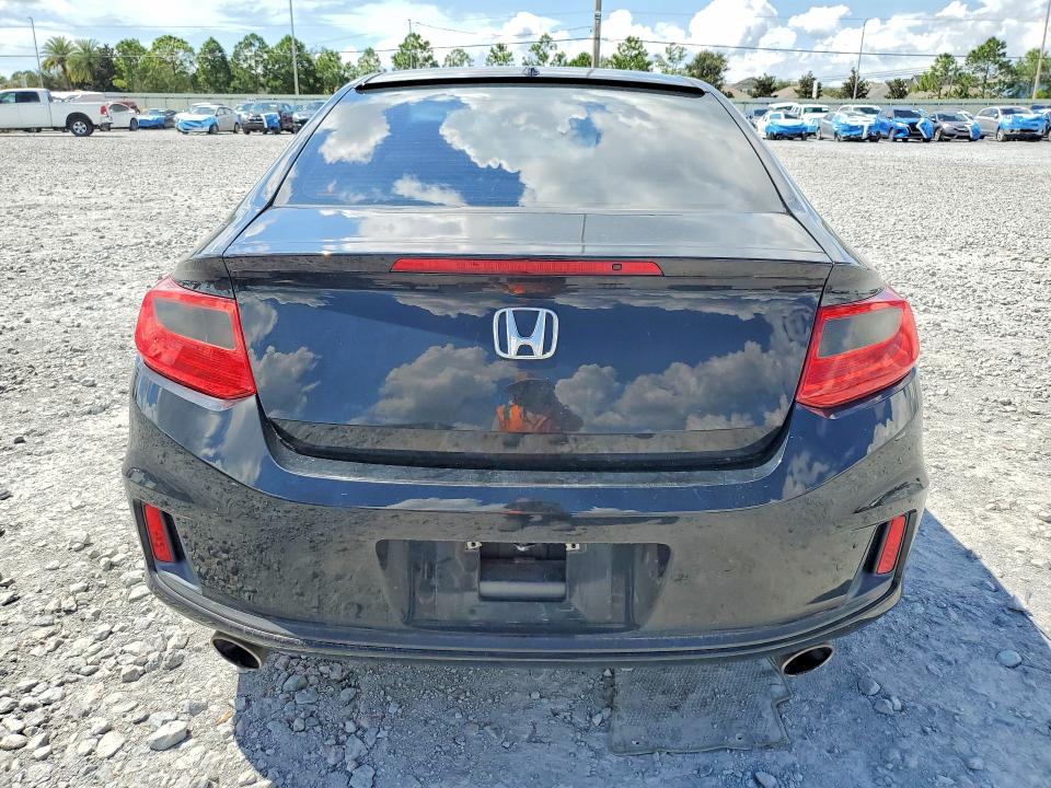 Продаж на аукціоні авто 2015 Honda Accord, vin: 1HGCT2A83FA004990, номер лоту: 69555966