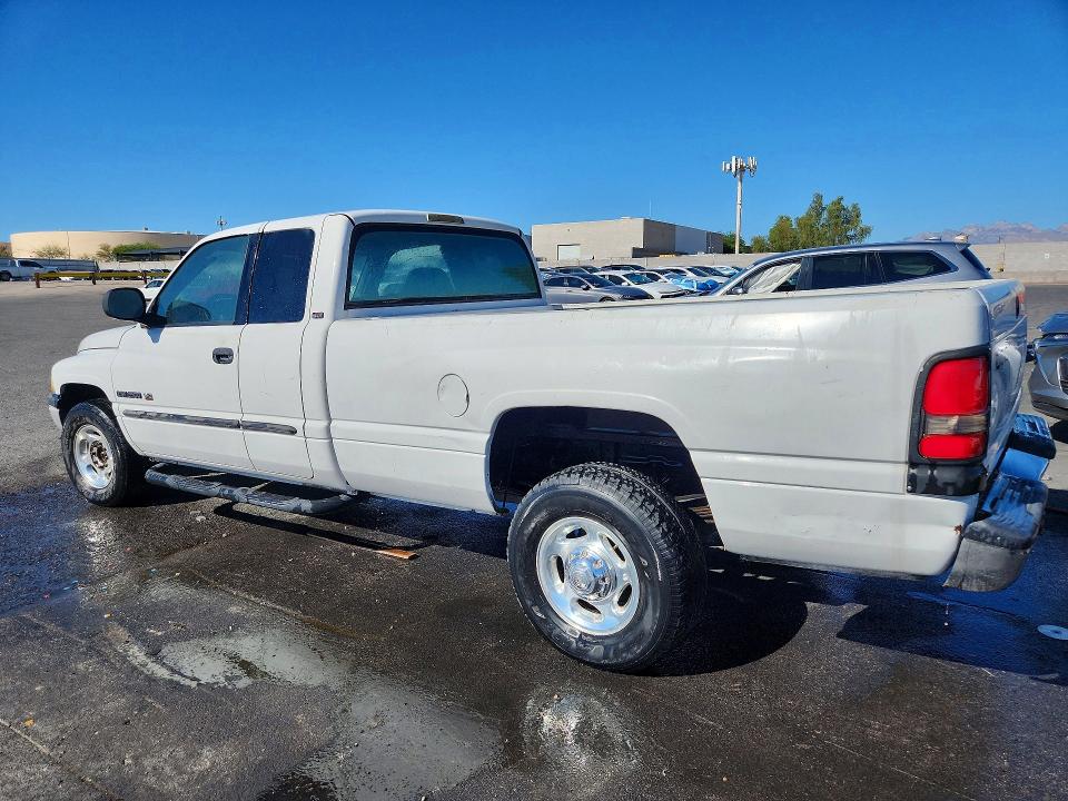67837906 :رقم المزاد ، 3B7KC23W22M210904 vin ، 2002 Dodge Ram 2500 مزاد بيع