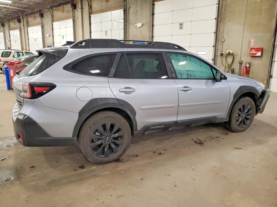 70812736 :رقم المزاد ، 4S4BTGLD3R3136850 vin ، 2024 Subaru Outback مزاد بيع