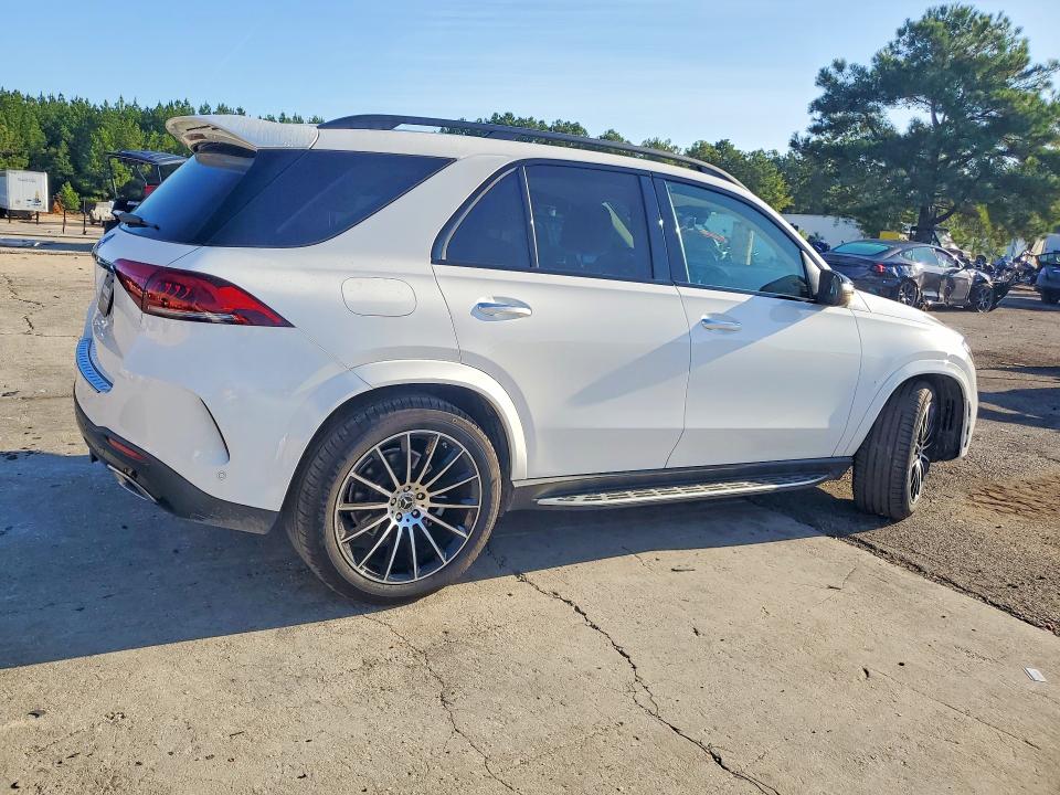 Продажа на аукционе авто 2022 Mercedes-benz Gle, vin: 4JGFB4JB8NA780712, номер лота: 65966476