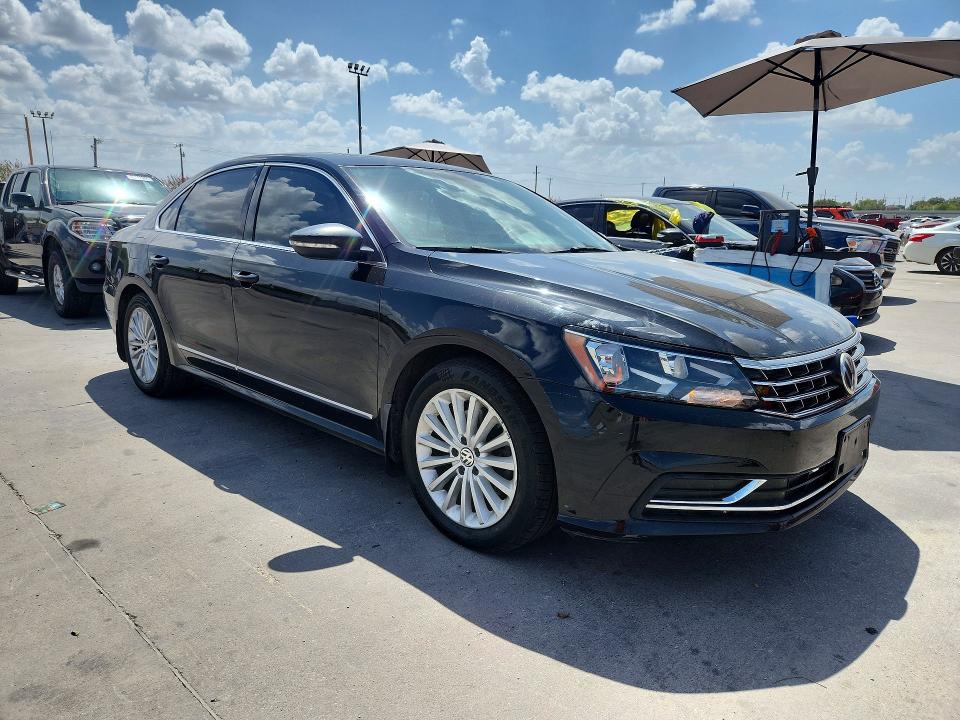 69314726 :رقم المزاد ، 1VWBT7A3XGC066711 vin ، 2016 Volkswagen Passat مزاد بيع