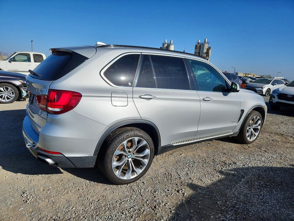 2015 Bmw X5 მანქანა იყიდება აუქციონზე, vin: 5UXKR6C59F0J74892, აუქციონის ნომერი: 70717906