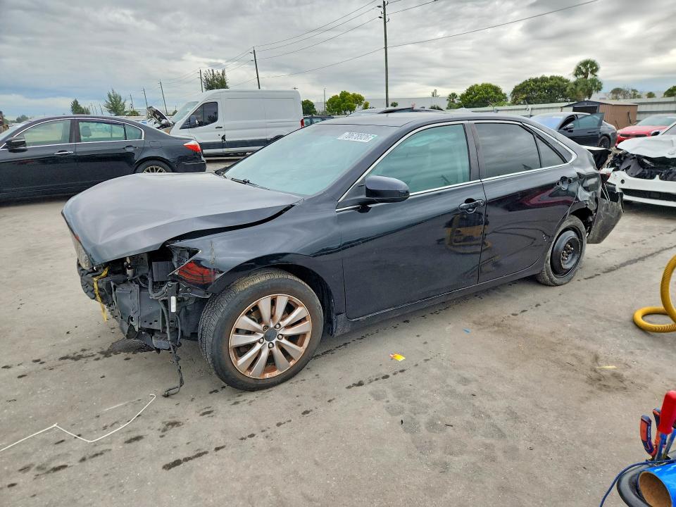 Aukcja sprzedaży 2016 Toyota Camry, vin: 4T1BF1FK1GU206108, numer aukcji: 70678926