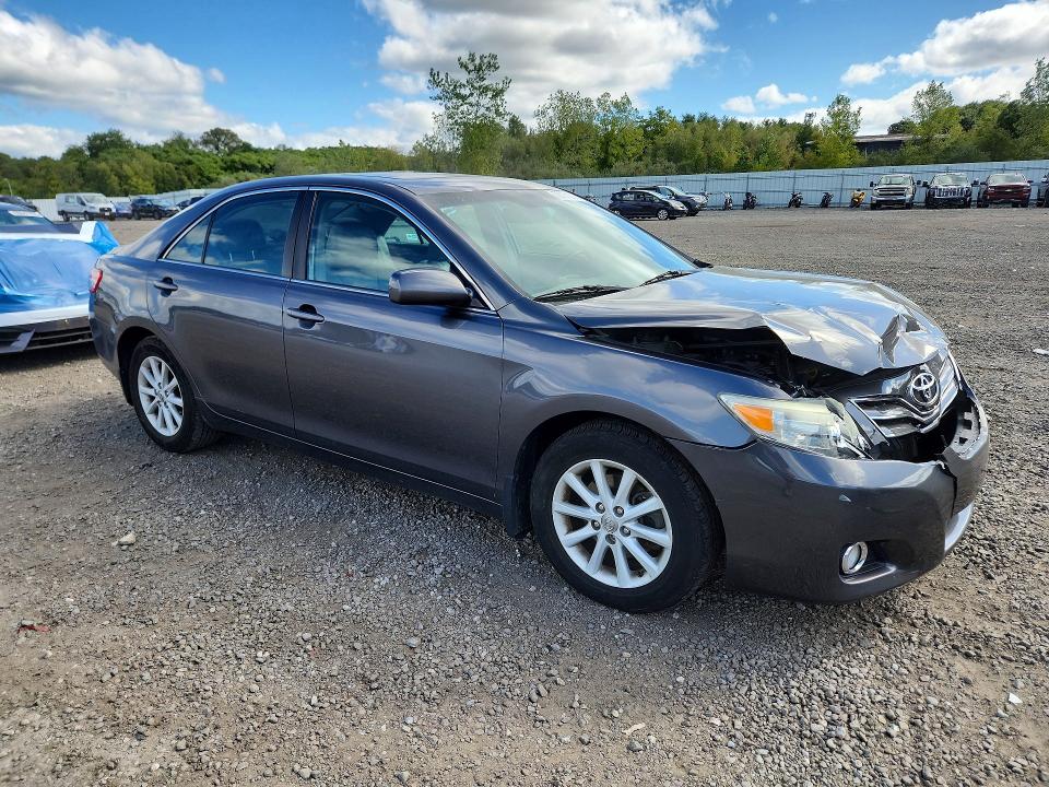 2010 Toyota Camry მანქანა იყიდება აუქციონზე, vin: 4T4BF3EK4AR051628, აუქციონის ნომერი: 70101076