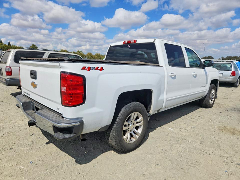Продажа на аукционе авто 2018 Chevrolet Silverado, vin: 3GCUKREC2JG112833, номер лота: 67616216