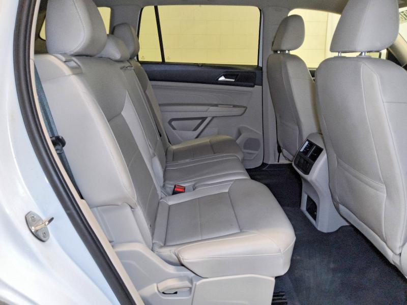 Продажа на аукционе авто 2021 Volkswagen Atlas, vin: 1V2DP2CA0MC588949, номер лота: 68673916
