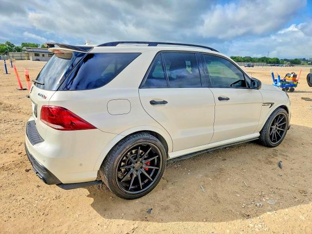 Продажа на аукционе авто 2016 Mercedes-benz Gle, vin: 4JGDA7FB4GA707974, номер лота: 66762456