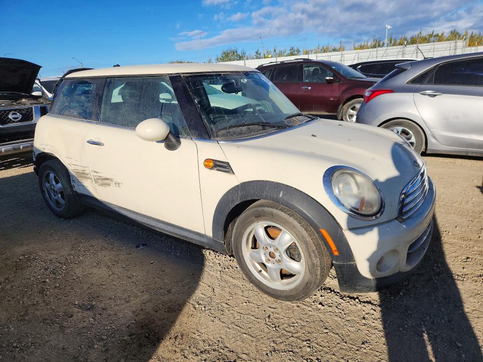 Продаж на аукціоні авто 2011 Mini Cooper, vin: WMWSU3C5XBTX96860, номер лоту: 70552446