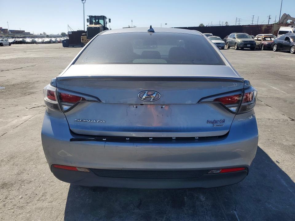 2016 Hyundai Sonata Hybrid მანქანა იყიდება აუქციონზე, vin: KMHE34L10GA009967, აუქციონის ნომერი: 70750556