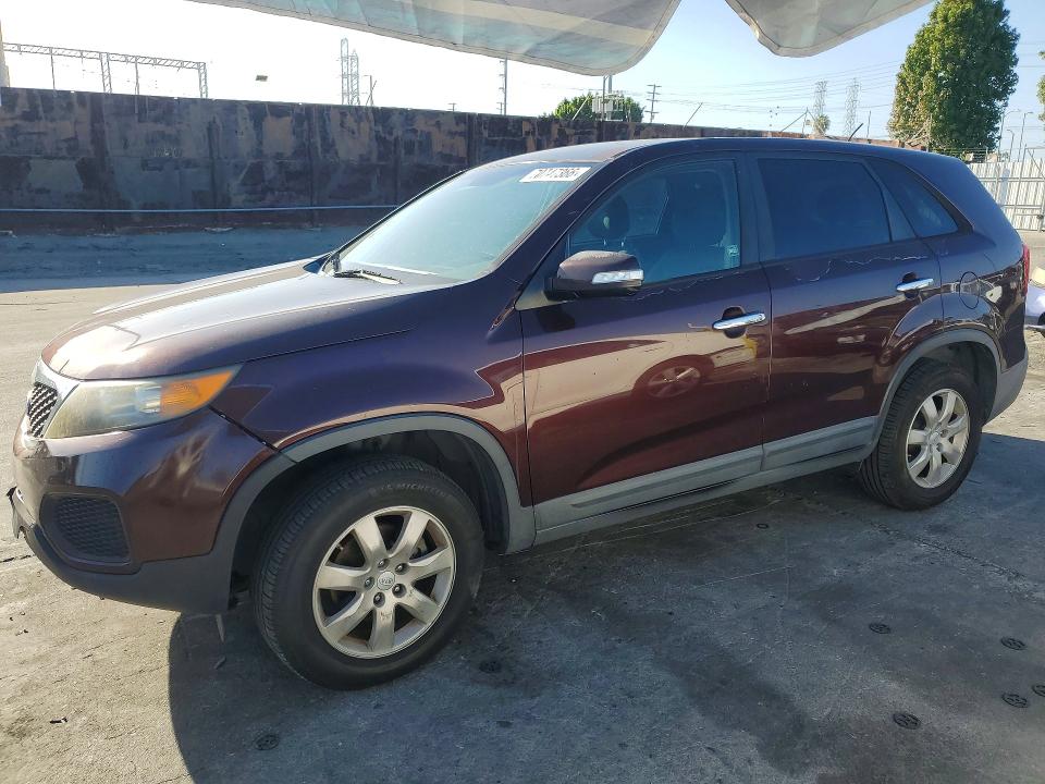 Продажа на аукционе авто 2011 Kia Sorento, vin: 5XYKT3A16BG004074, номер лота: 70747366