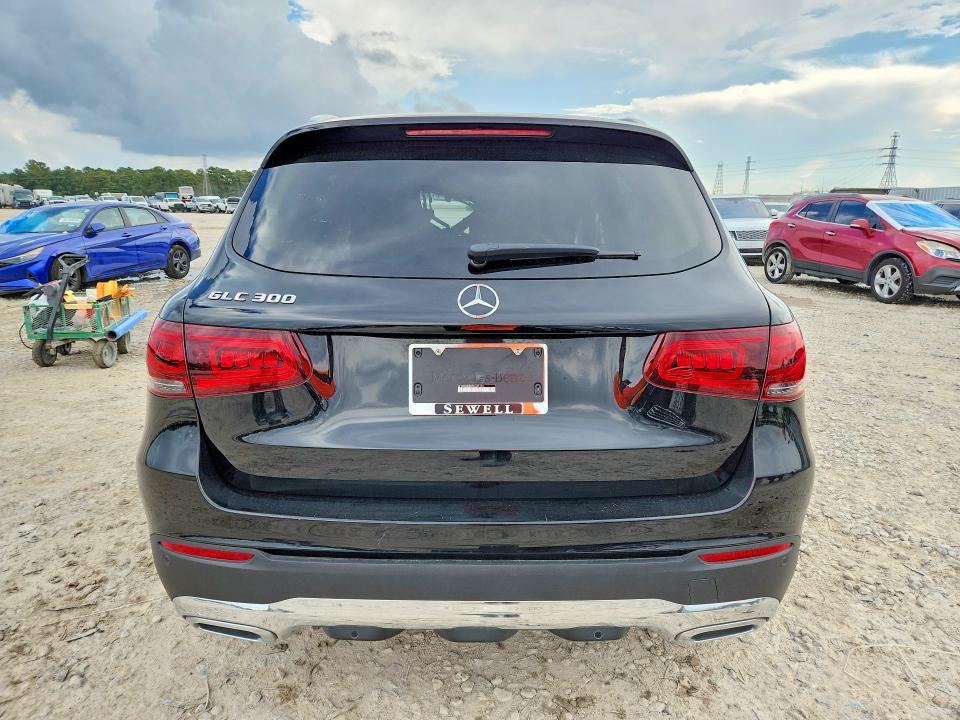 67457506 :رقم المزاد ، W1N0G8DBXNV335176 vin ، 2022 Mercedes-benz Glc مزاد بيع