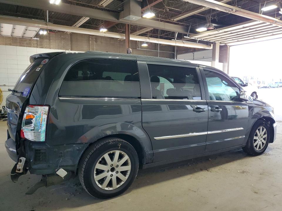 68574906 :رقم المزاد ، 2A4RR8DG7BR759265 vin ، 2011 Chrysler Town & Country مزاد بيع