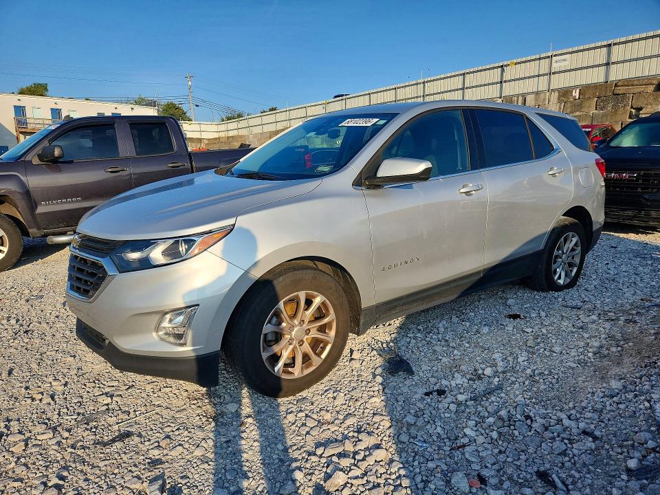 68102396 :رقم المزاد ، 3GNAXJEV4LS527988 vin ، 2020 Chevrolet Equinox مزاد بيع