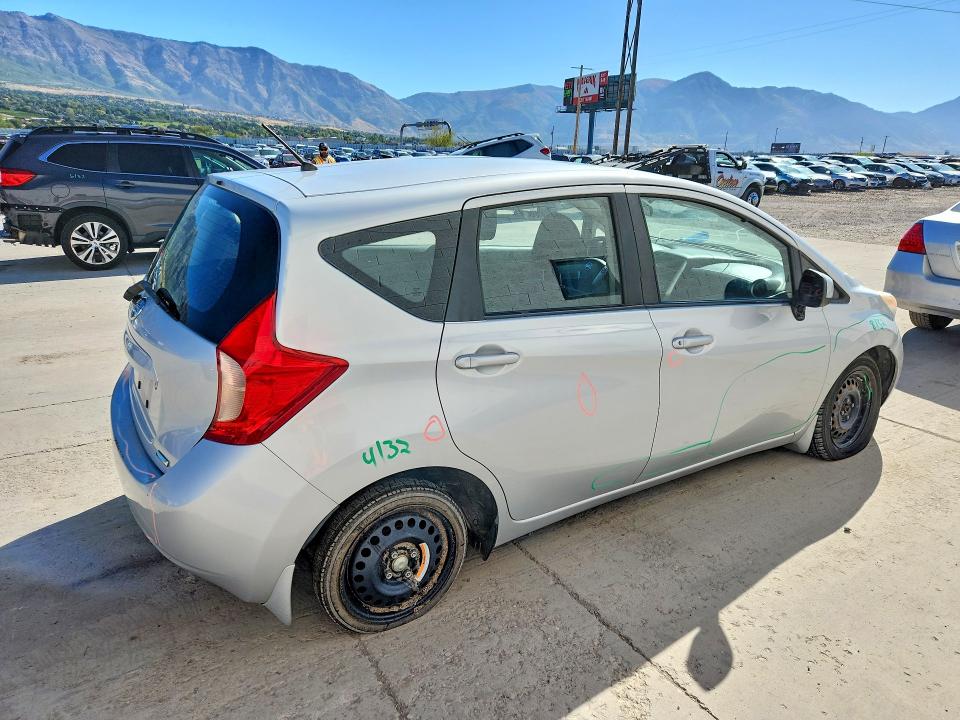 2014 Nissan Versa Note მანქანა იყიდება აუქციონზე, vin: 3N1CE2CP1EL352925, აუქციონის ნომერი: 68073646