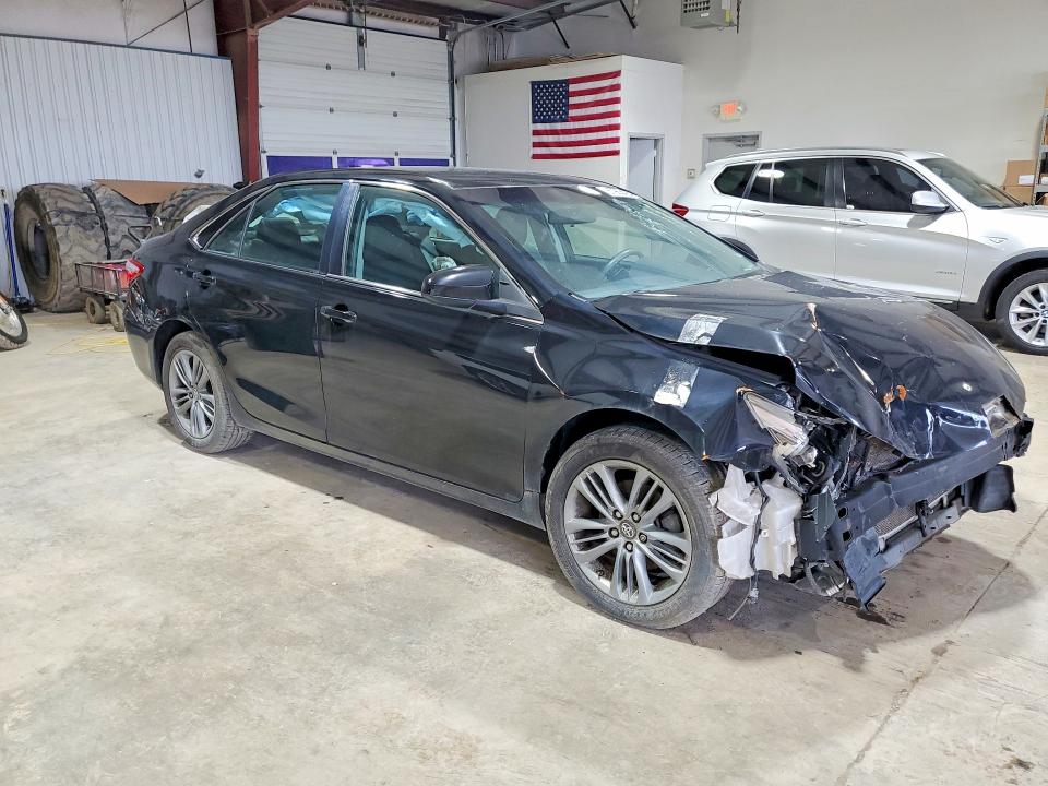 2017 Toyota Camry მანქანა იყიდება აუქციონზე, vin: 4T1BF1FK4HU275702, აუქციონის ნომერი: 67963496