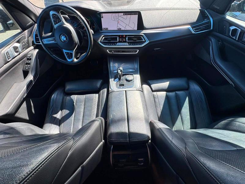 69351796 :رقم المزاد ، 5UXJU2C52KLB15262         vin ، 2019 Bmw X5 مزاد بيع