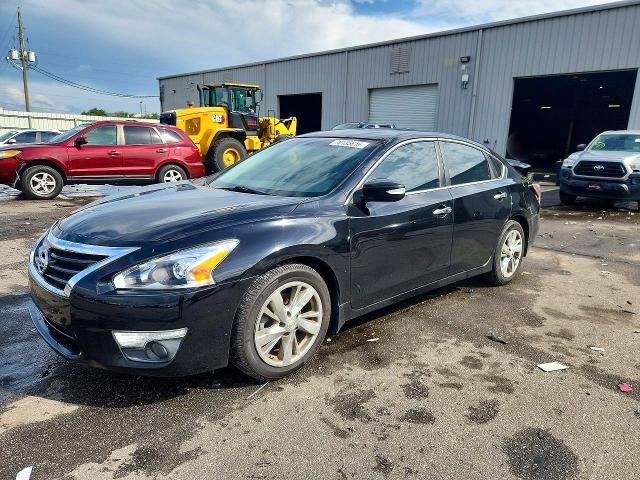 70135616 :رقم المزاد ، 1N4AL3AP4FC231604 vin ، 2015 Nissan Altima مزاد بيع