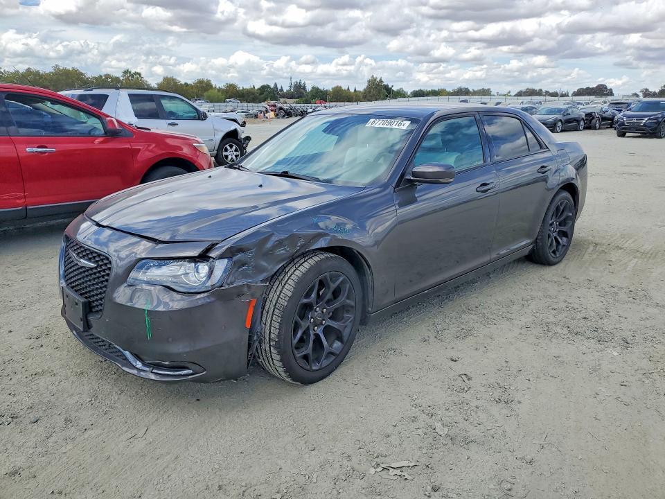 Aukcja sprzedaży 2019 Chrysler 300, vin: 2C3CCABG3KH700893, numer aukcji: 67709016