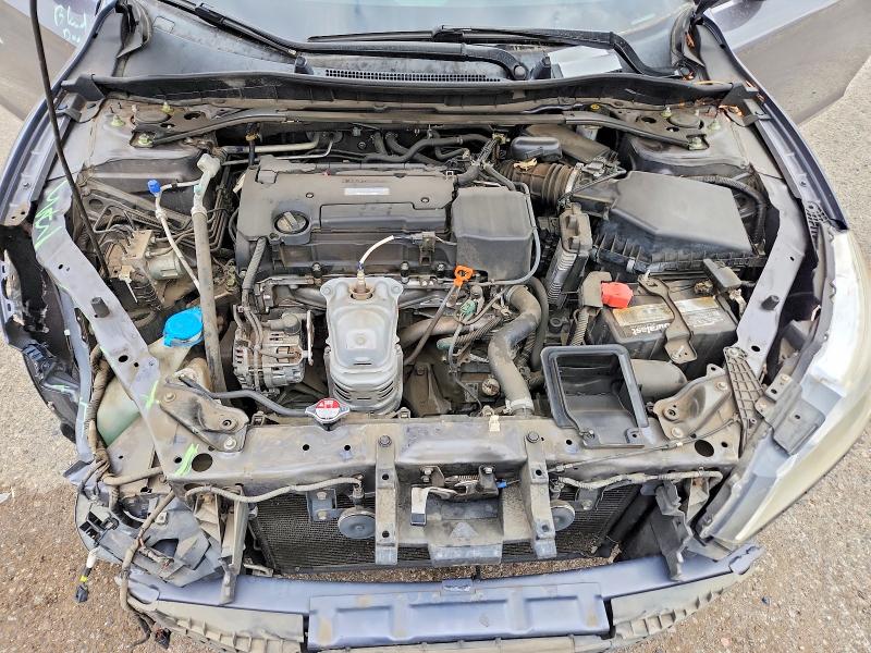 Продажа на аукционе авто 2017 Honda Accord, vin: 1HGCR2F10HA120063, номер лота: 68981436