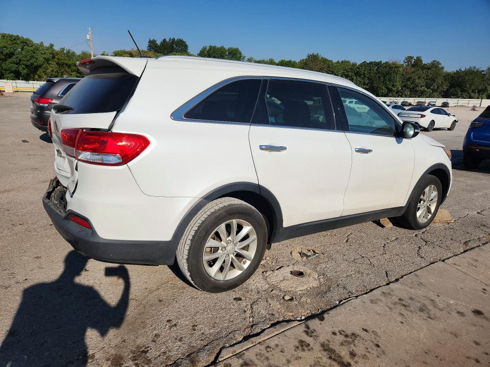 67325786 :رقم المزاد ، 5XYPG4A59HG189703 vin ، 2017 Kia Sorento مزاد بيع