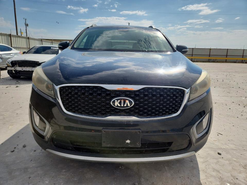 68805006 :رقم المزاد ، 5XYPHDA58GG018310 vin ، 2016 Kia Sorento مزاد بيع