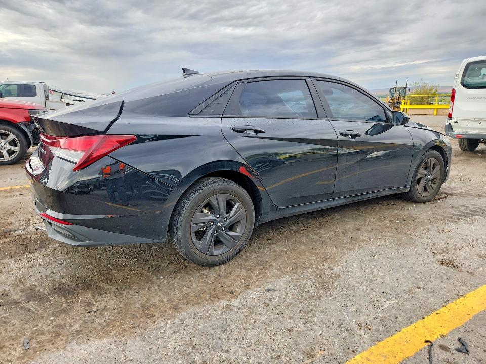 64434546 :رقم المزاد ، 5NPLS4AG9NH054255 vin ، 2022 Hyundai Elantra مزاد بيع
