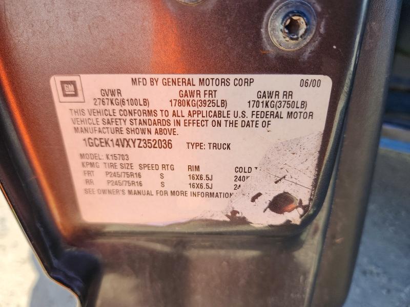 2000 Chevrolet Silverado მანქანა იყიდება აუქციონზე, vin: 1GCEK14VXYZ352036, აუქციონის ნომერი: 69138326