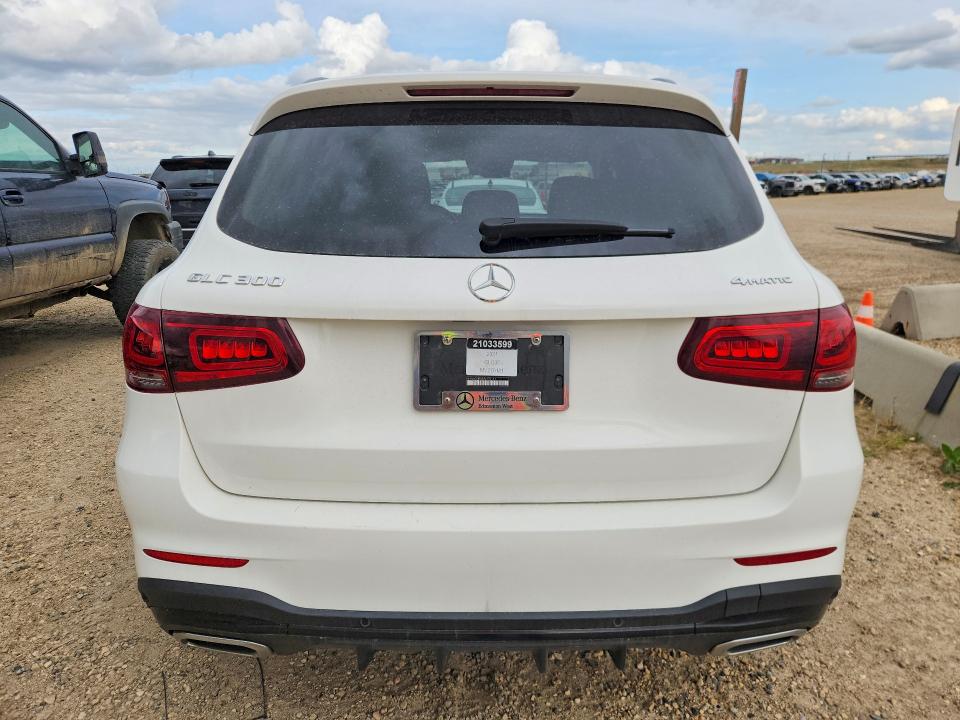 68335676 :رقم المزاد ، W1N0G8EBXMV270181 vin ، 2021 Mercedes-benz Glc مزاد بيع