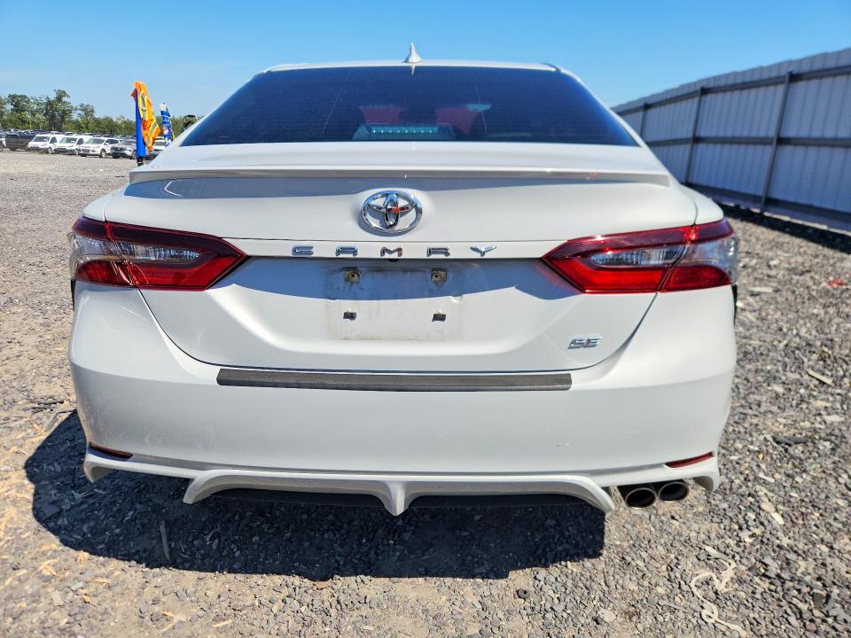 Продажа на аукционе авто 2024 Toyota Camry, vin: 4T1G11AK5RU191479, номер лота: 68441006