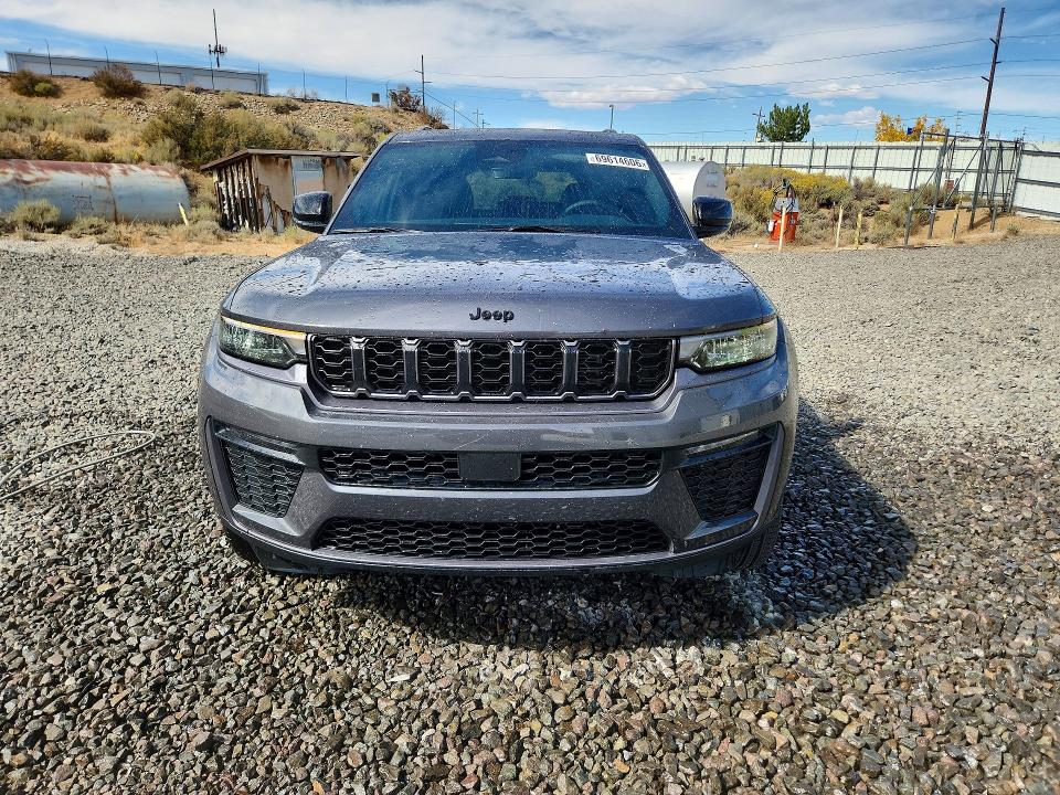 2026 Jeep Grand Cherokee მანქანა იყიდება აუქციონზე, vin: 1C4RJHBRXTC221686, აუქციონის ნომერი: 69614606