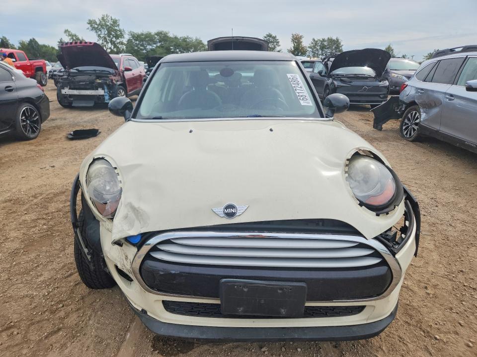 Продаж на аукціоні авто 2015 Mini Cooper, vin: WMWXS5C55FT827316, номер лоту: 68172486