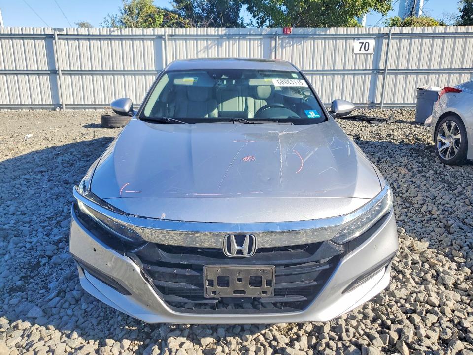 2018 Honda Accord მანქანა იყიდება აუქციონზე, vin: 1HGCV1F91JA091108, აუქციონის ნომერი: 68983116