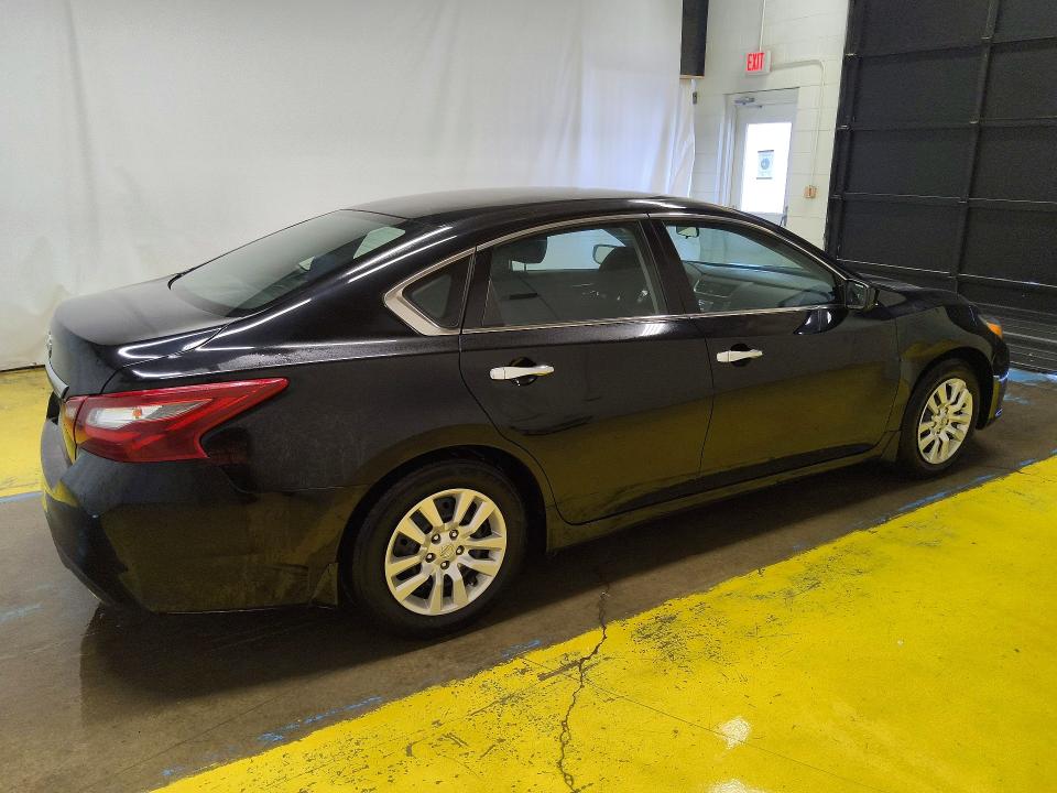 69123526 :رقم المزاد ، 1N4AL3AP4JC154984 vin ، 2018 Nissan Altima مزاد بيع