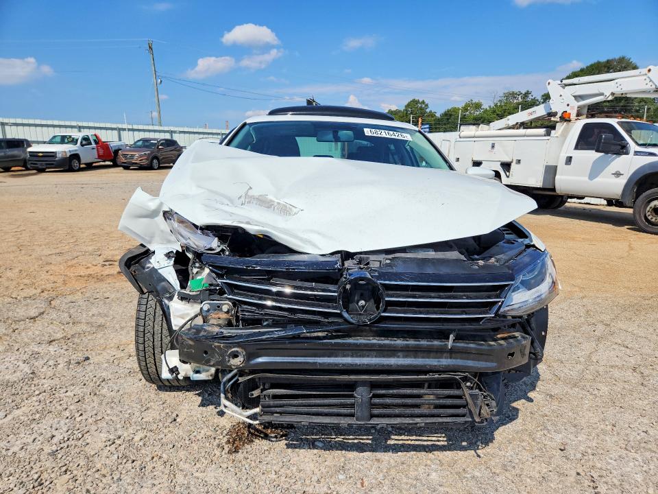 2015 Volkswagen Jetta მანქანა იყიდება აუქციონზე, vin: 3VWD17AJ0FM318122, აუქციონის ნომერი: 68216426
