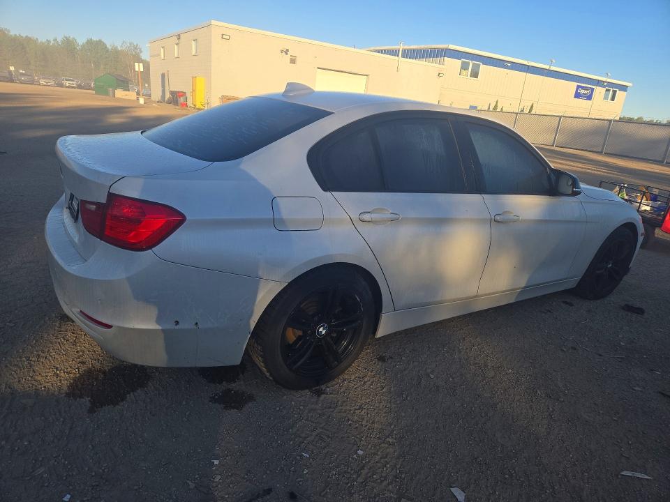 2012 Bmw 320 მანქანა იყიდება აუქციონზე, vin: WBA3B1C55CFX99762, აუქციონის ნომერი: 68746356