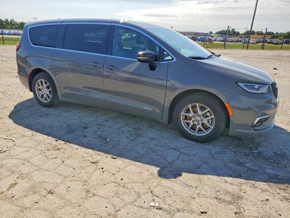 Продаж на аукціоні авто 2025 Chrysler Pacifica, vin: 2C4RC1BG3SR554916, номер лоту: 68749726