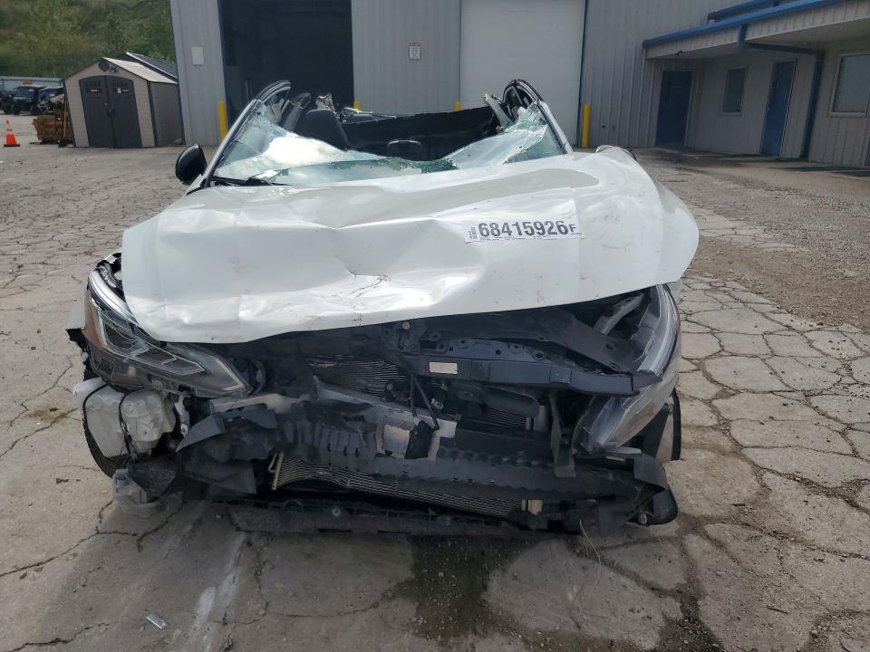 68415926 :رقم المزاد ، 1N4BL4CW1MN410831 vin ، 2021 Nissan Altima مزاد بيع