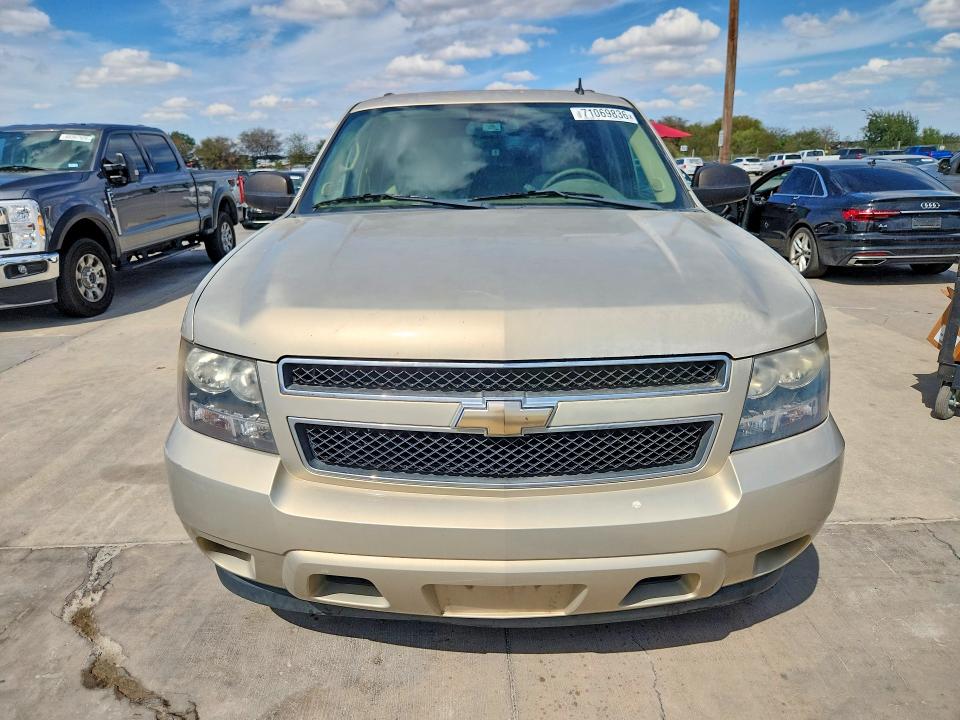 71069836 :رقم المزاد ، 1GNFC13C49R159374 vin ، 2009 Chevrolet Tahoe مزاد بيع