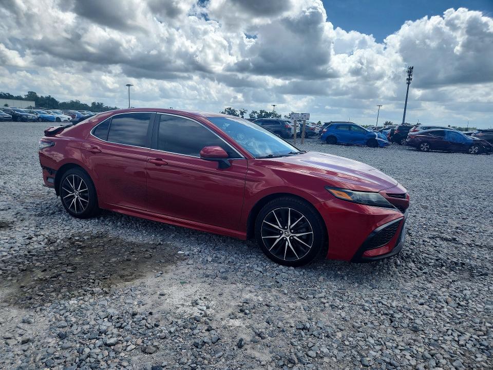 Продажа на аукционе авто 2021 Toyota Camry, vin: 4T1G11AK0MU409658, номер лота: 69407456