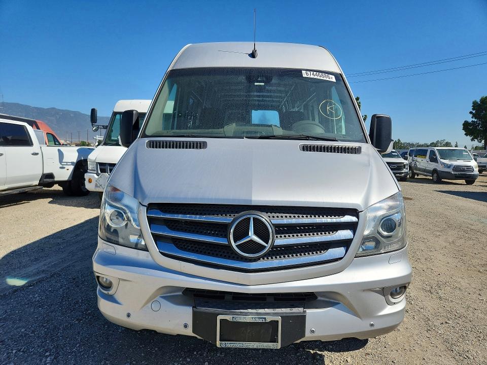 67446886 :رقم المزاد ، WD3PE8CD3GP347119 vin ، 2016 Mercedes-benz Sprinter مزاد بيع