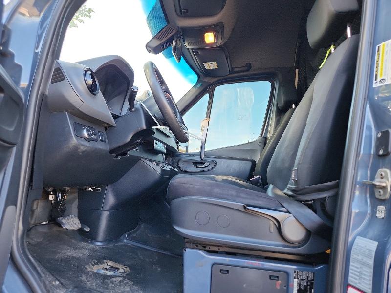 70183946 :رقم المزاد ، WD4PF1CD2KP133070 vin ، 2019 Mercedes-benz Sprinter مزاد بيع