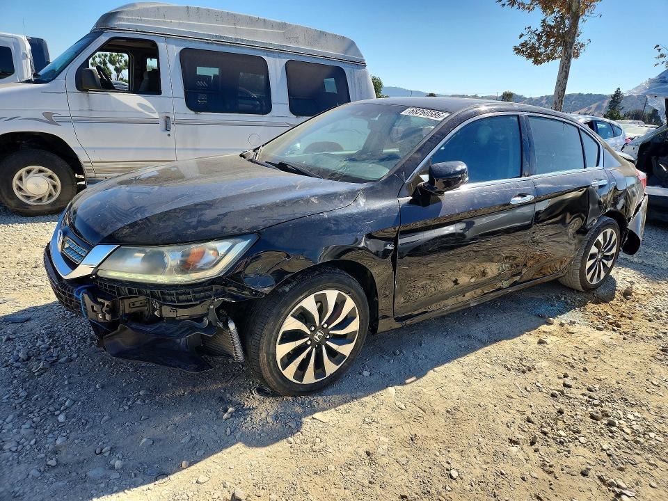 2015 Honda Accord მანქანა იყიდება აუქციონზე, vin: 1HGCR6F53FA012320, აუქციონის ნომერი: 68260586