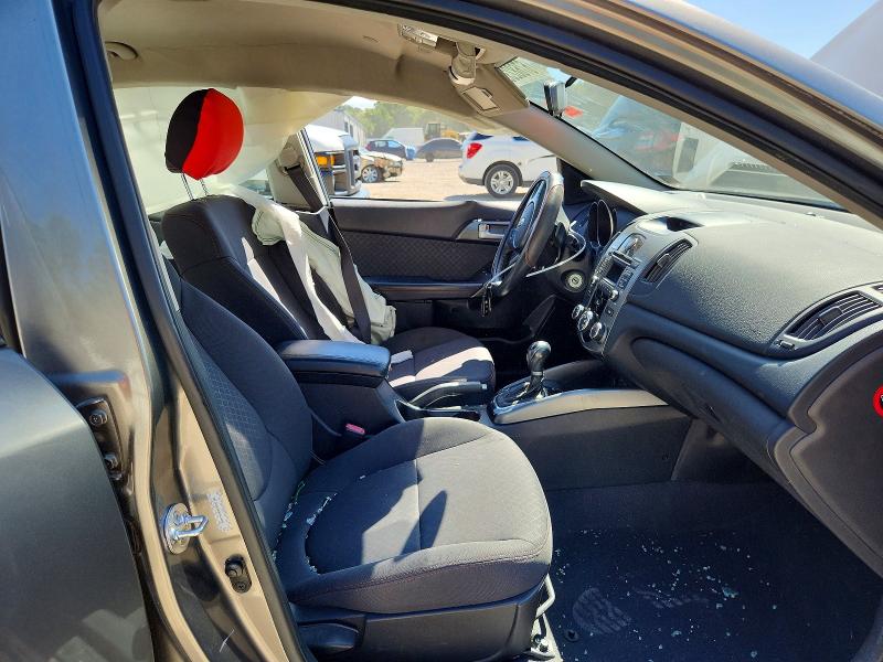 67682396 :رقم المزاد ، KNAFW4A30C5552742 vin ، 2012 Kia Forte مزاد بيع