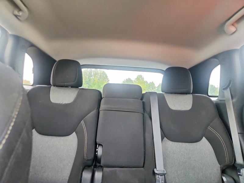 69291666 :رقم المزاد ، 1C4PJMCX9JD516282 vin ، 2018 Jeep Cherokee مزاد بيع