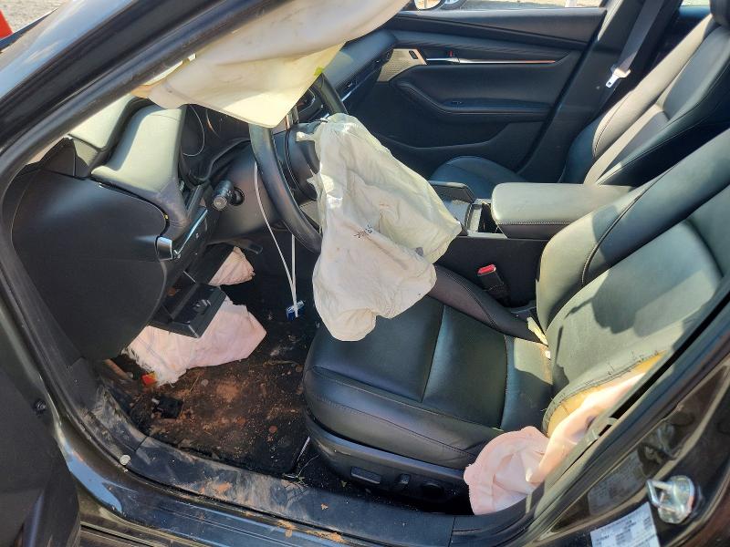 70173726 :رقم المزاد ، 3MZBPADL4KM111596 vin ، 2019 Mazda 3 مزاد بيع