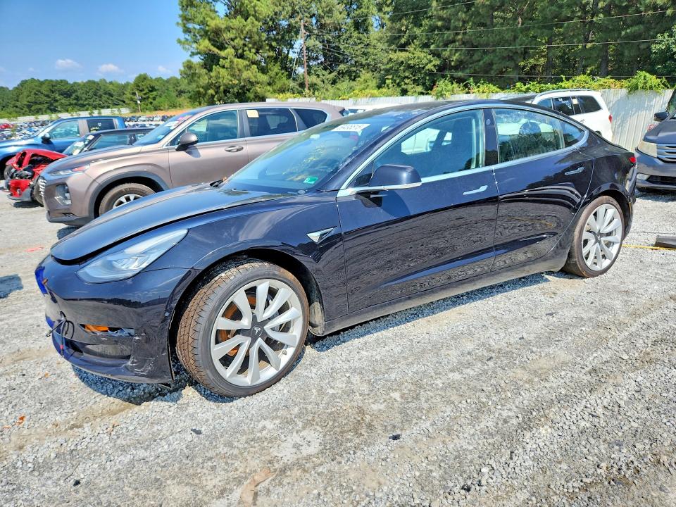 Продаж на аукціоні авто 2018 Tesla Model 3, vin: 5YJ3E1EB3JF090438, номер лоту: 69496516