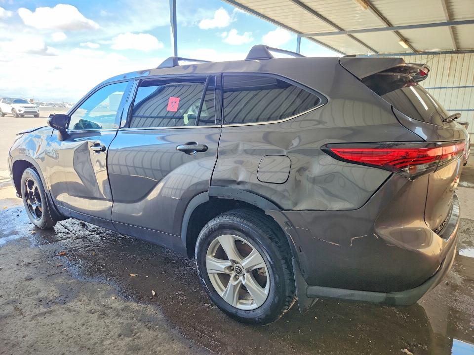 Продажа на аукционе авто 2022 Toyota Highlander, vin: 5TDBBRCHXNS560587, номер лота: 70369976